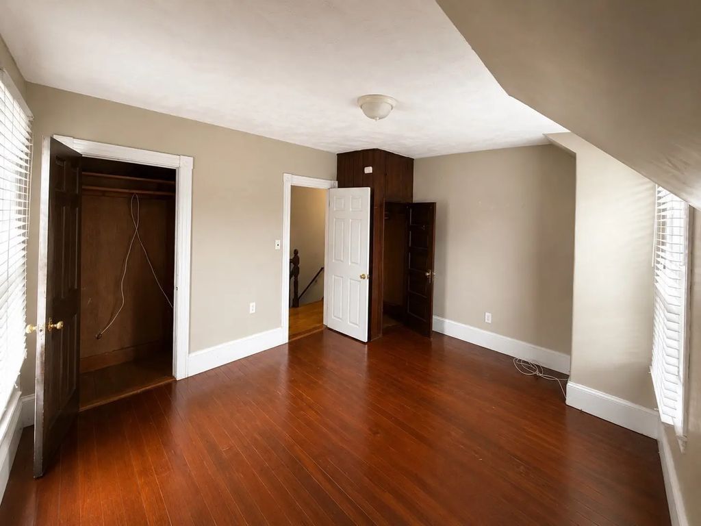34 Franklin St #2, Attleboro