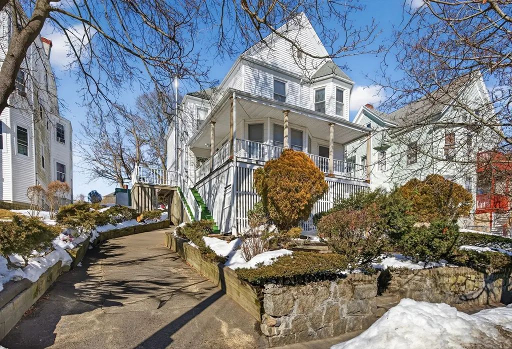 135 Allen Ave, Lynn