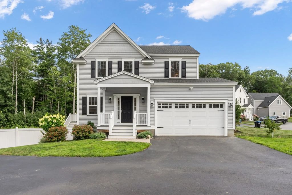 20 Curley Cir, Ayer