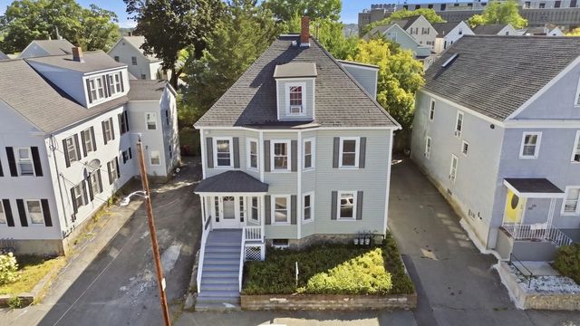 125 Gershom Ave, Lowell