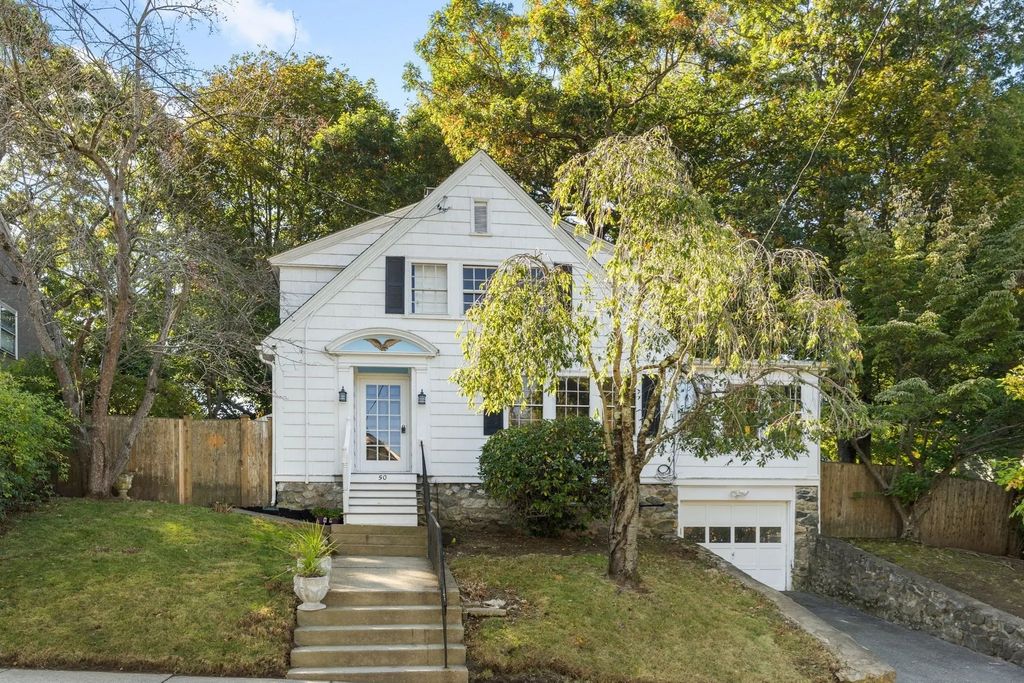 50 Holland Rd, Melrose