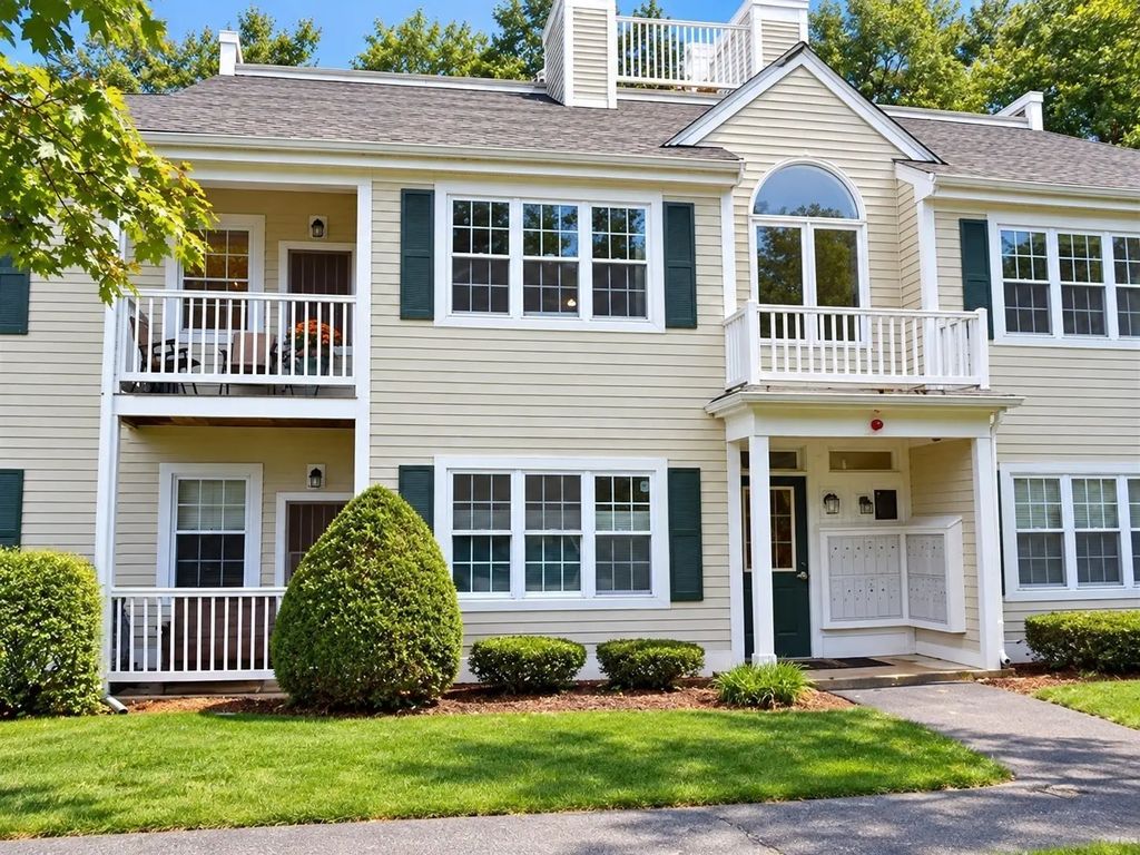 400 Brookside #f, Andover