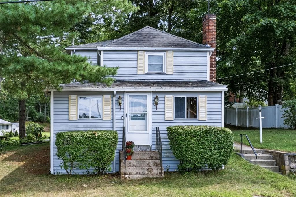65 Neponset Heights Ave, Foxboro