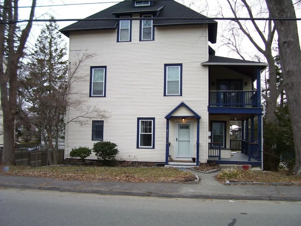 411 Atlantic Ave #411, Marblehead