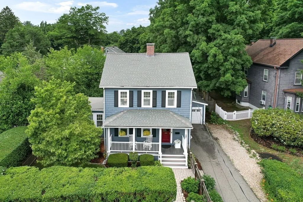 297 Woburn Street, Reading