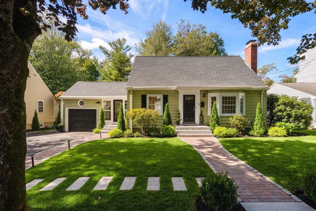 115 Brookside Ave, Belmont