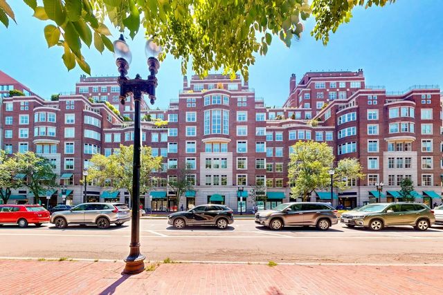300 Boylston St #601, Boston