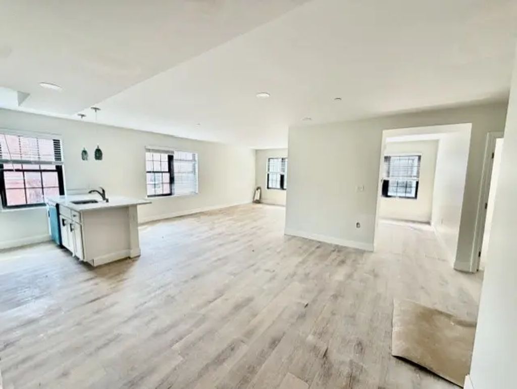 455 Massachusetts Ave #212, Arlington