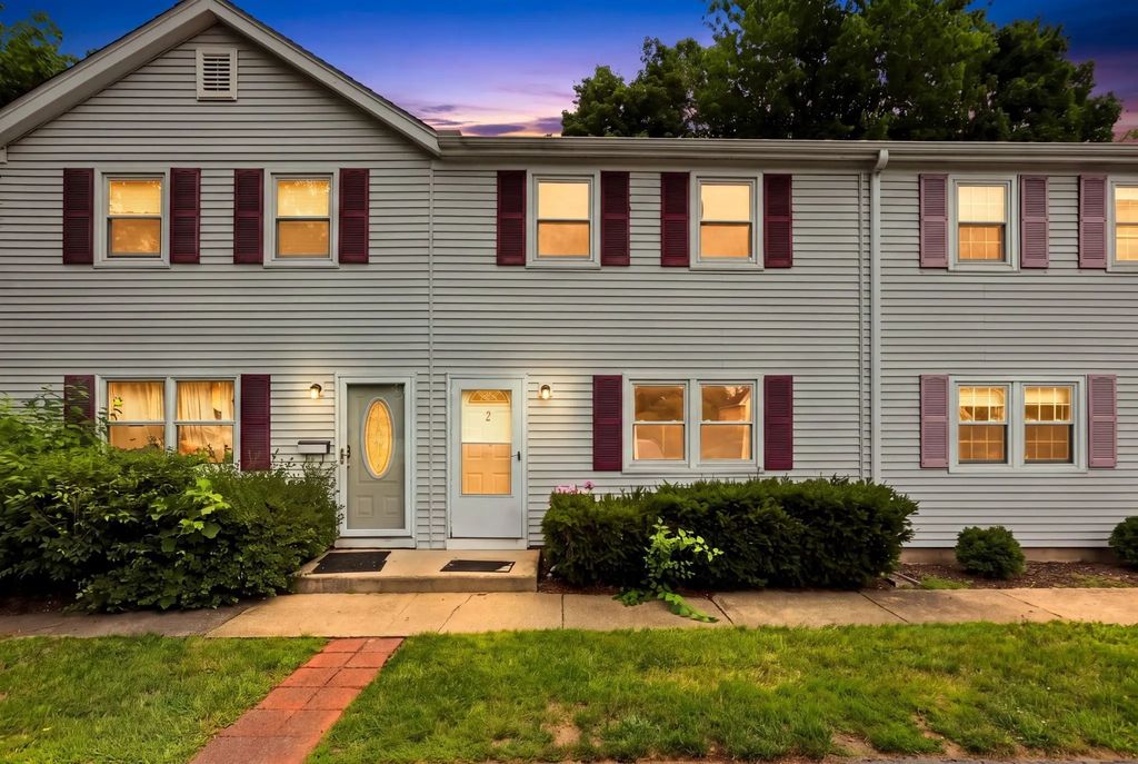 10 Freeman St #2, North Attleboro