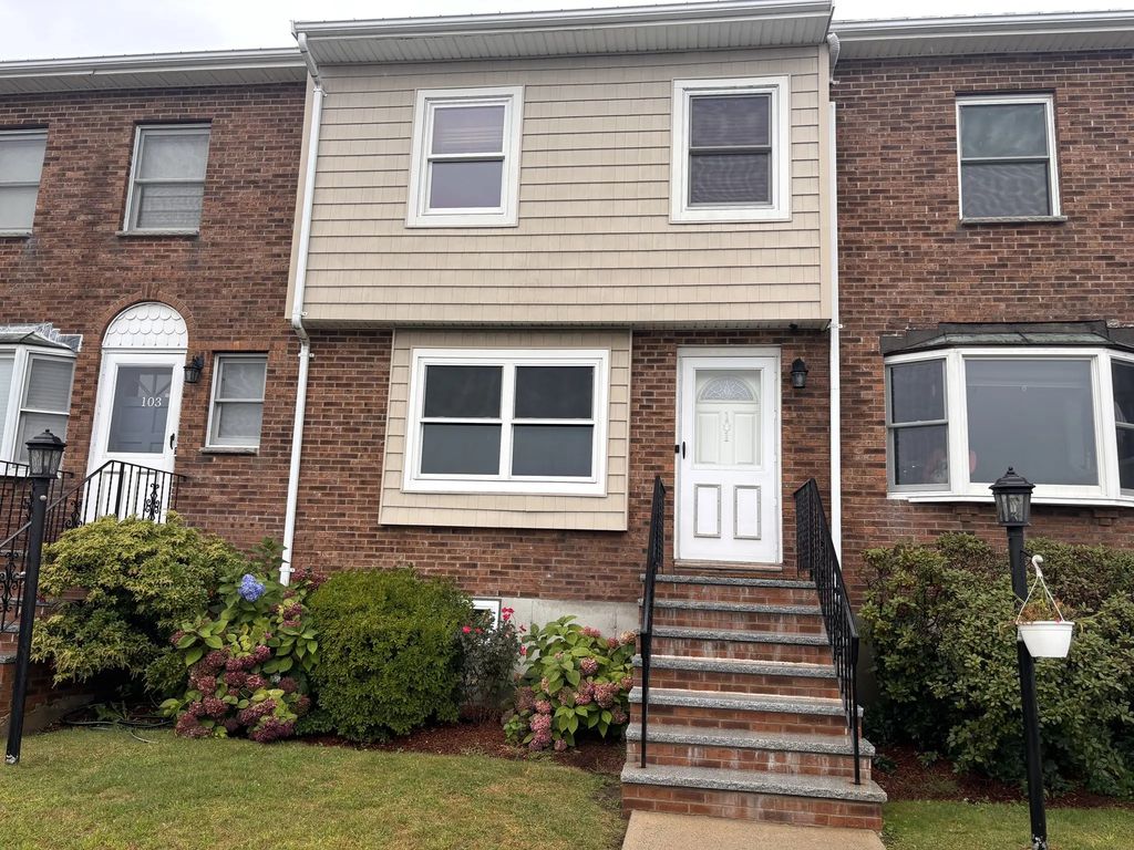 105 Franklin Avenue #101, Revere