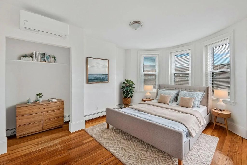 866 Huntington Ave #2, Boston
