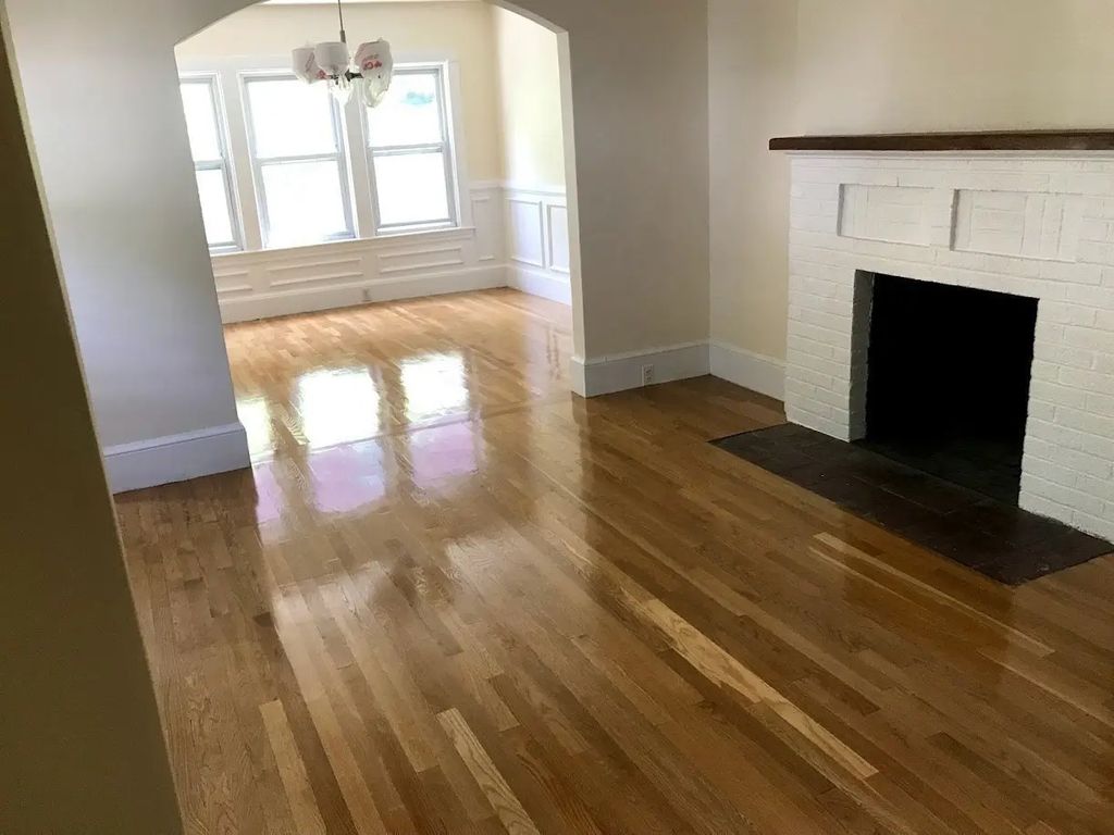 28 Beaconsfield Rd #1, Brookline