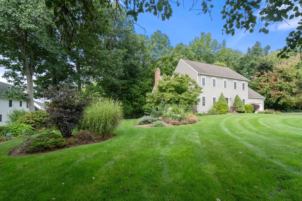 34 Laurelwood Dr, Worcester