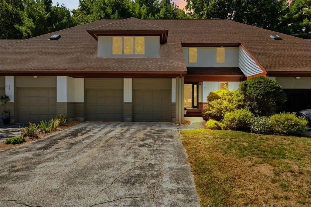 36 Baldwin Drive #36, Sharon
