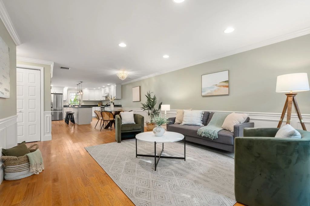34 Park St #34, Arlington