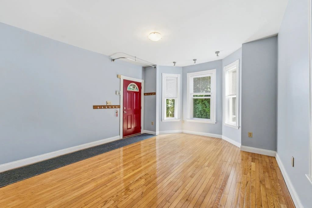 14 Thwing St #1, Boston