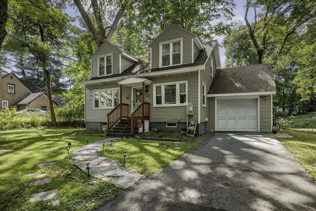 1100 Roosevelt Ave, Springfield