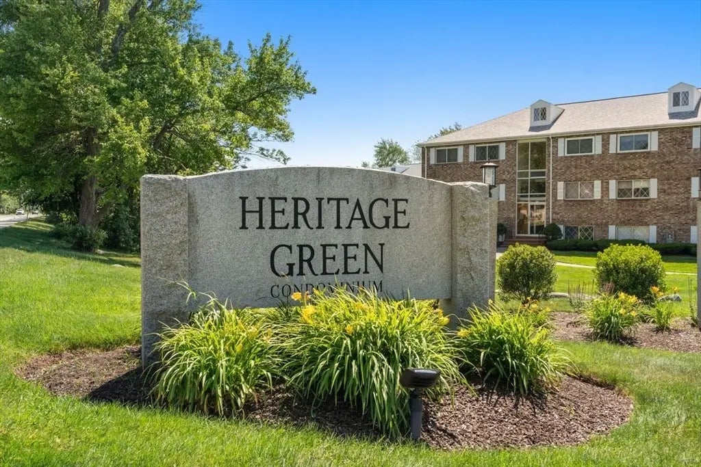 25 Fernview Avenue #8, North Andover