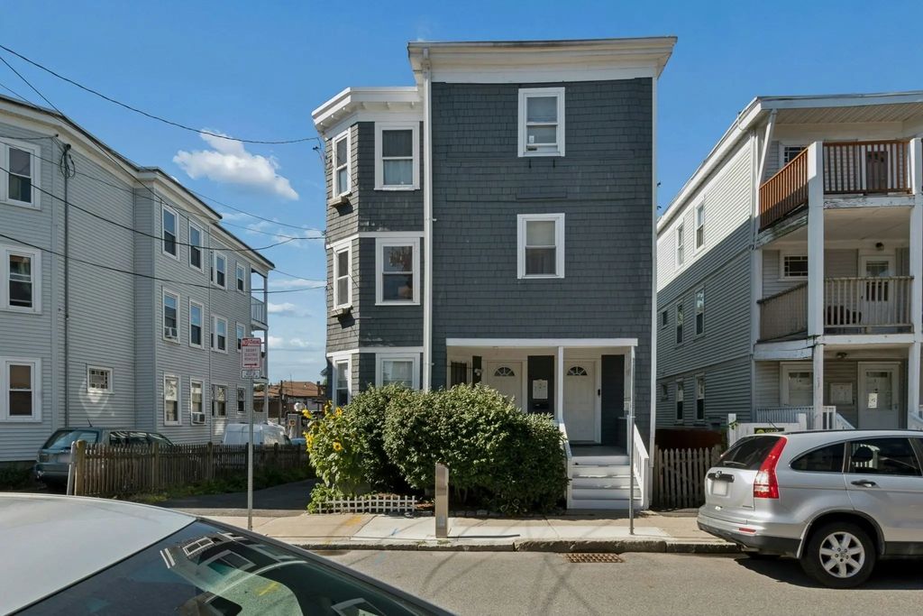 10-12 Colgate Rd #2, Boston