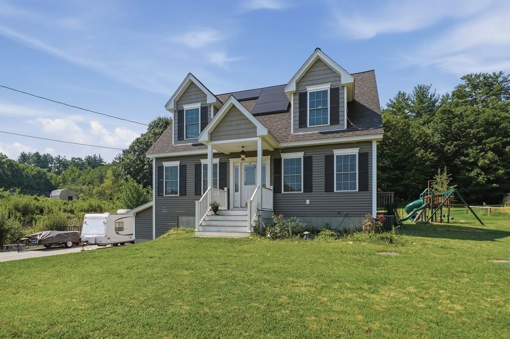 176 Oakham Road, Barre
