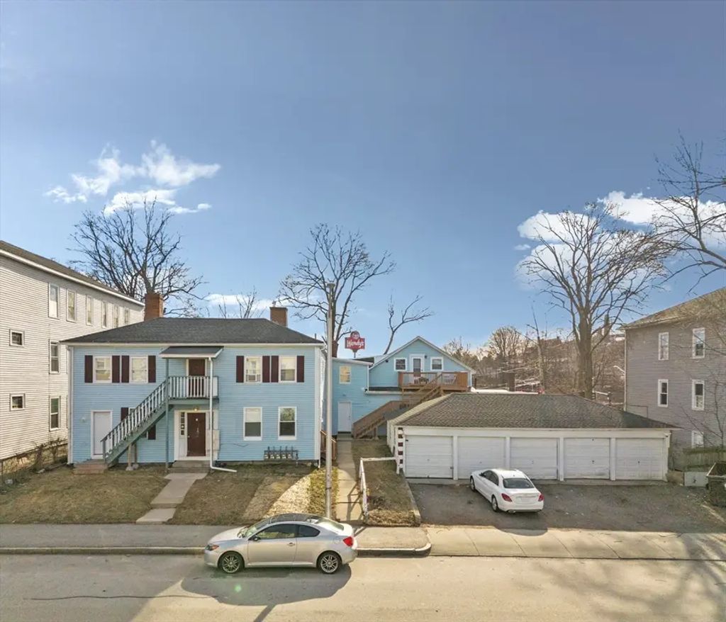 3 Chelsea St, Worcester