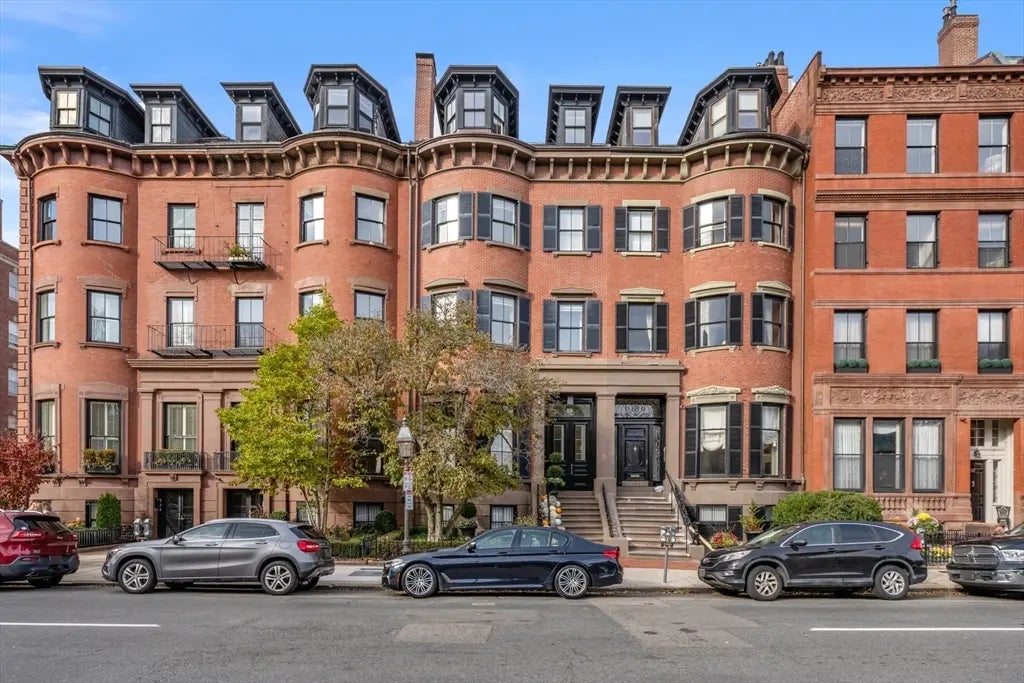 89 Beacon Street #ph, Boston