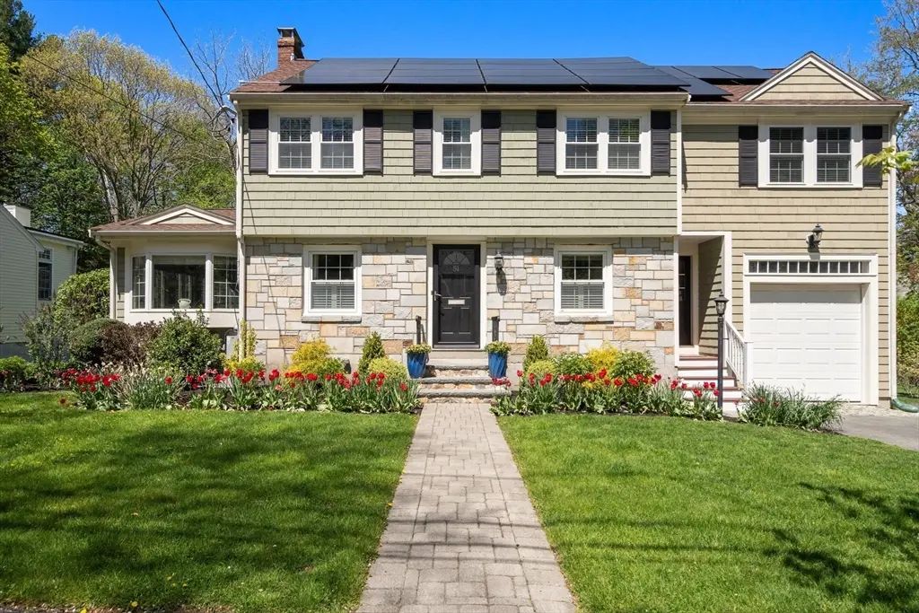 51 Clifton Rd, Milton