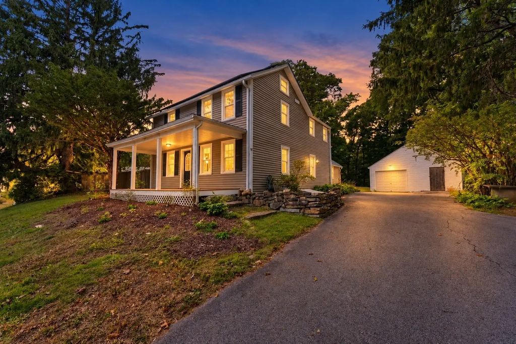 82 Boston Rd, Sutton