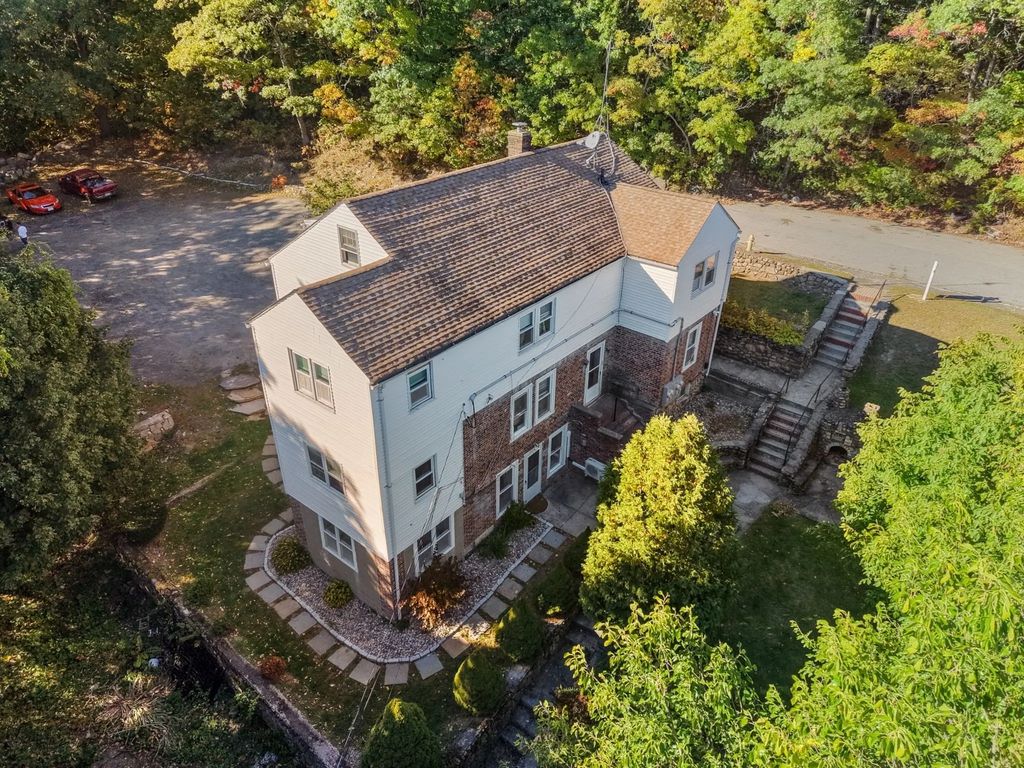 8-3 Chilmark, Worcester