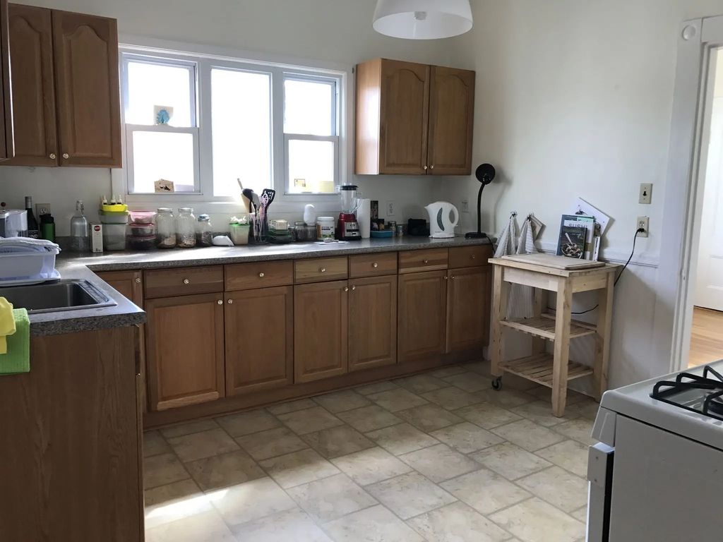 118 Inman St #3, Cambridge