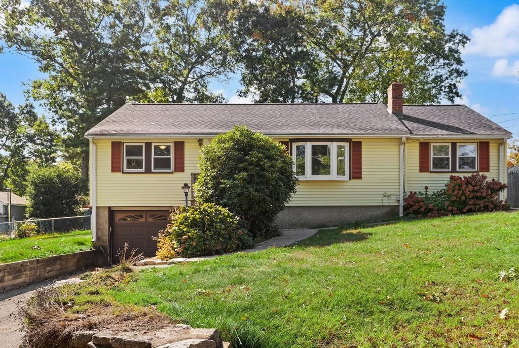 2300 Central St, Stoughton