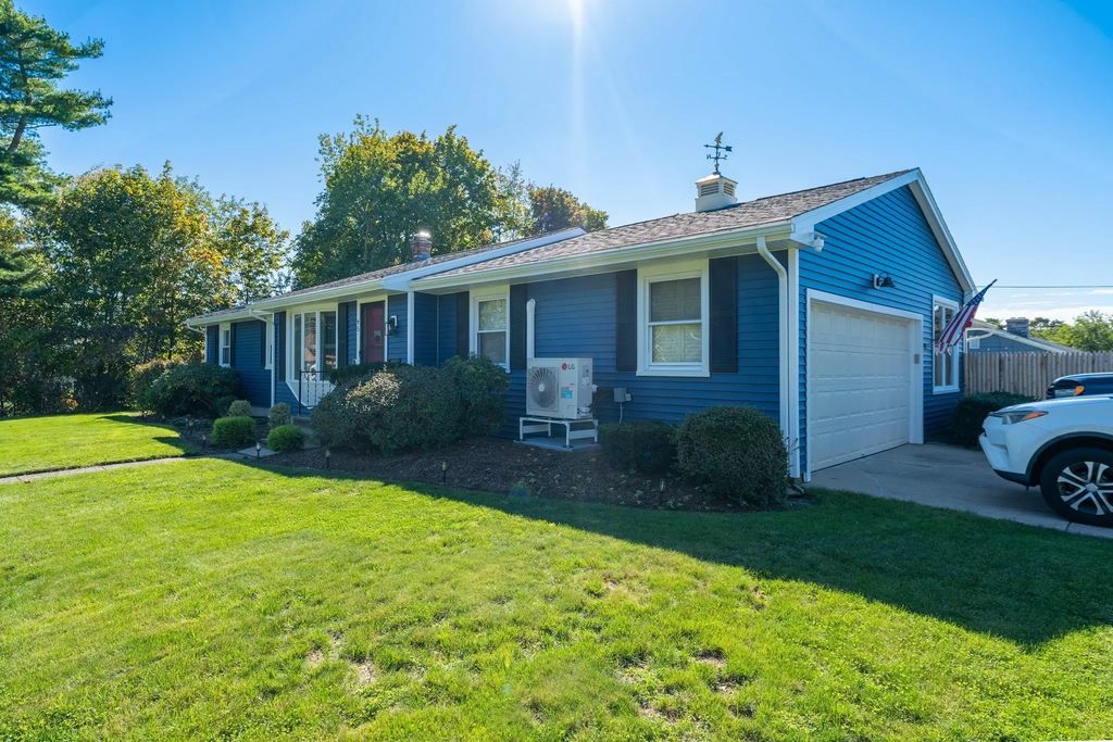 95 Caroline Ave, Somerset