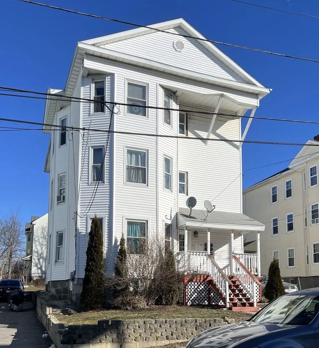 9-1/2 Bourne St, Worcester