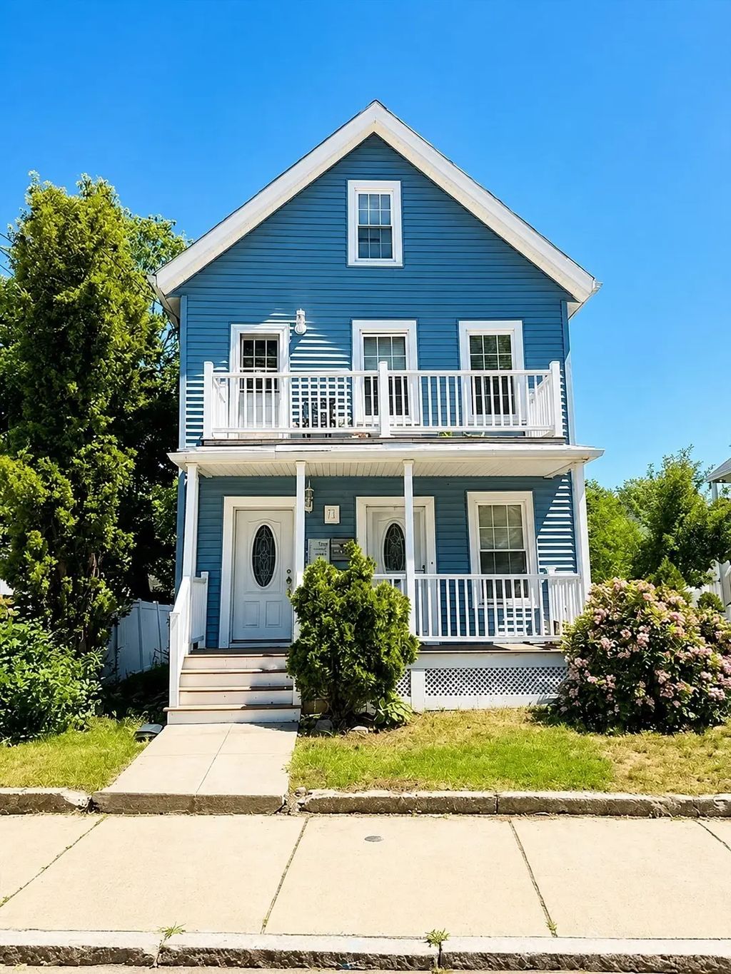 71 Davison #1, Boston