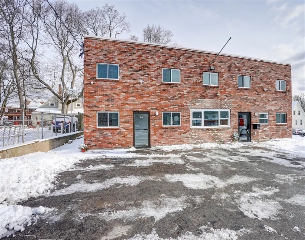 64r Hancock St #201, Braintree