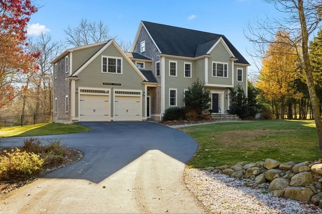 537 First Parish Road, Scituate