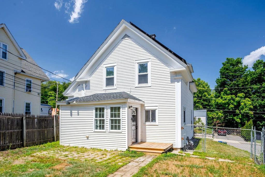 38 Cottage Street, Leominster