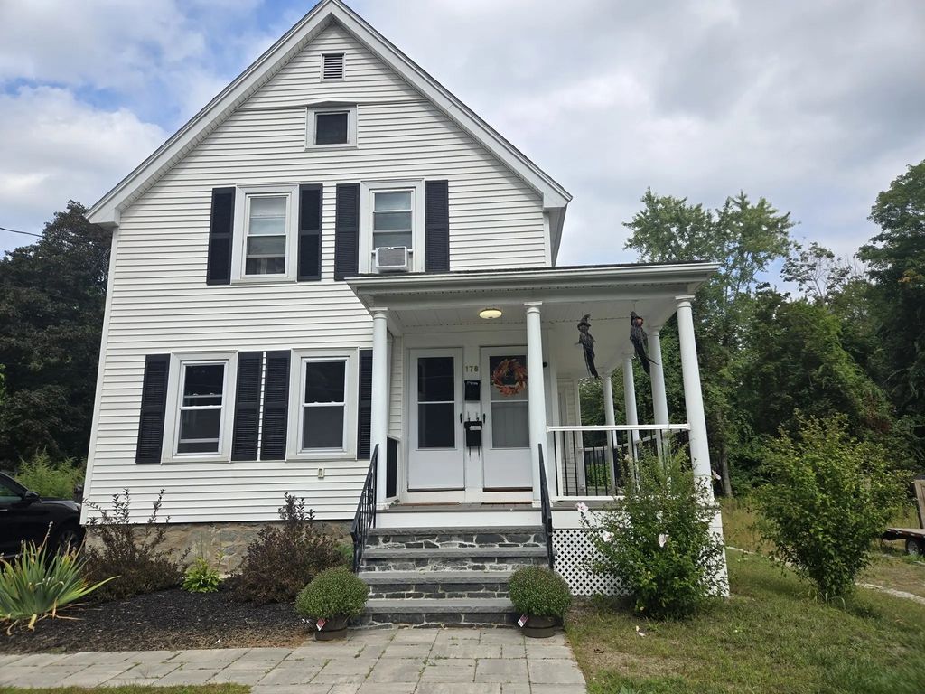 178 Union St #1, Walpole