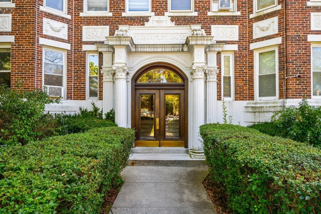 1840 Commonwealth Ave #8, Boston