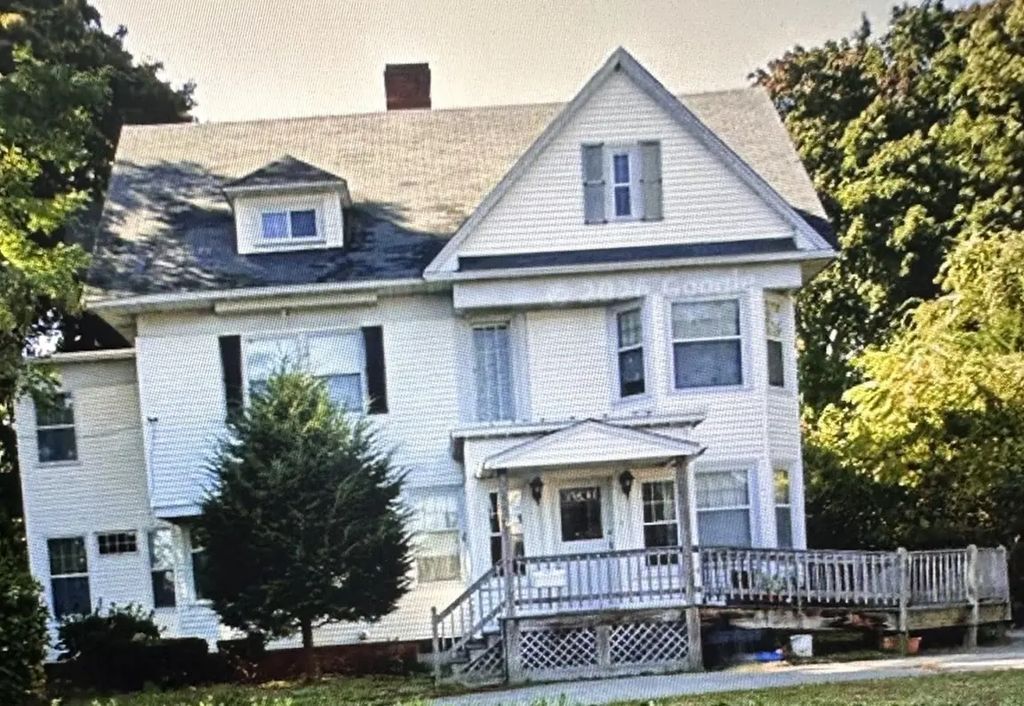 180 Grove St, Haverhill