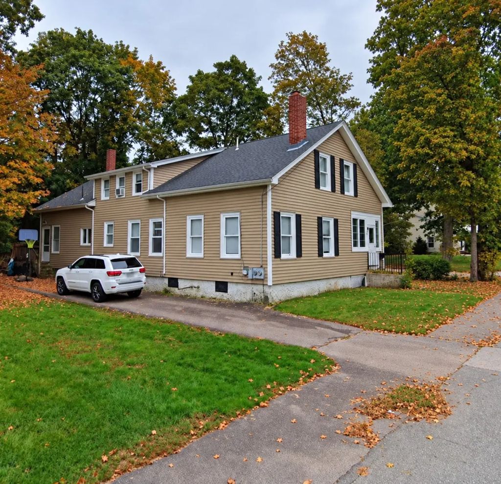 6 Howard Ave #2, Foxboro