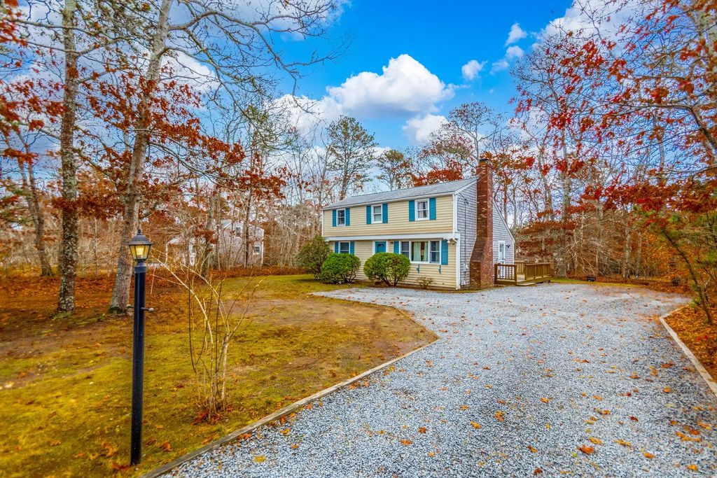 236 Freemans Way, Brewster