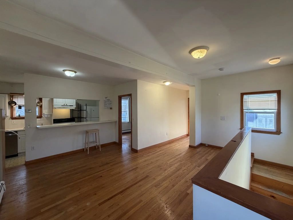 68 Gore St #3, Cambridge