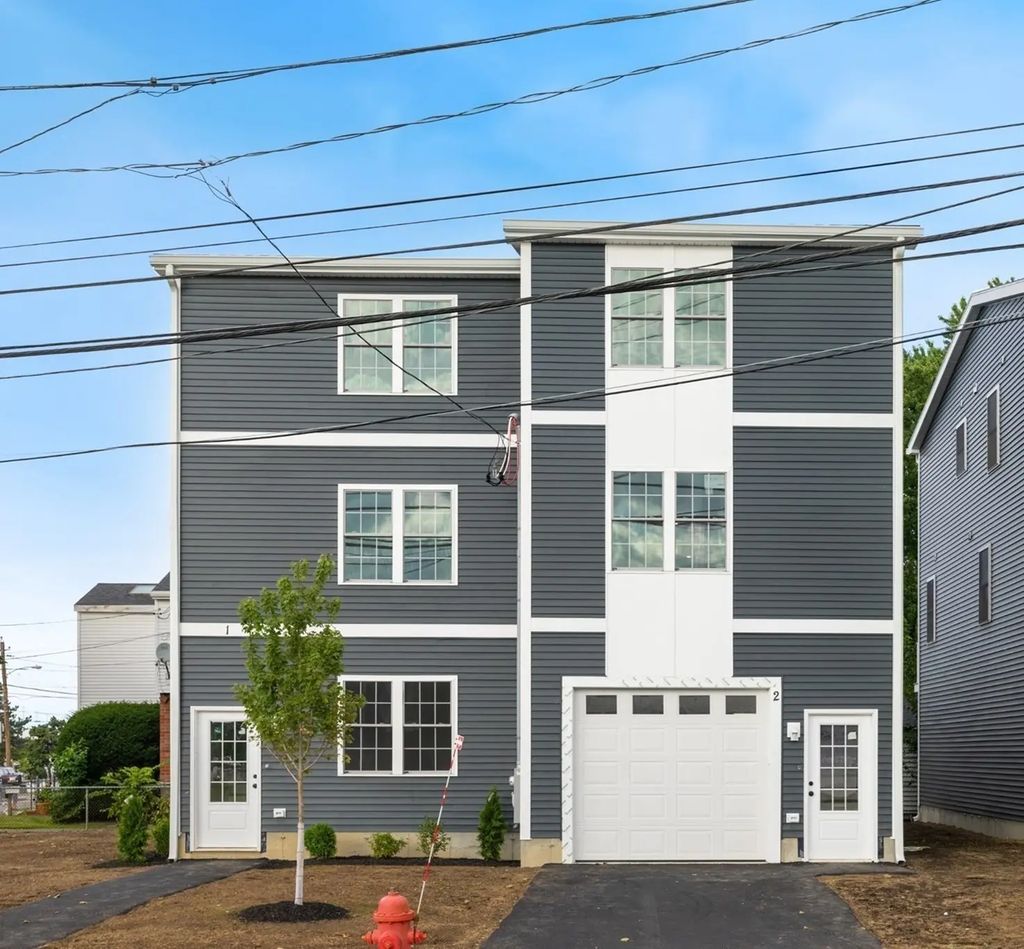 661 Washington Aveue #2, Revere
