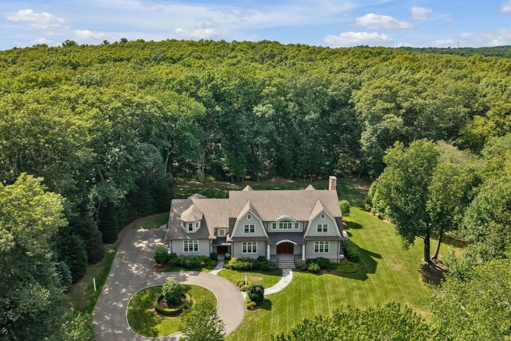 250 Country Drive, Weston