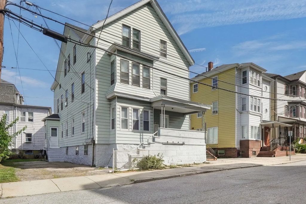 20 Park St, Fall River