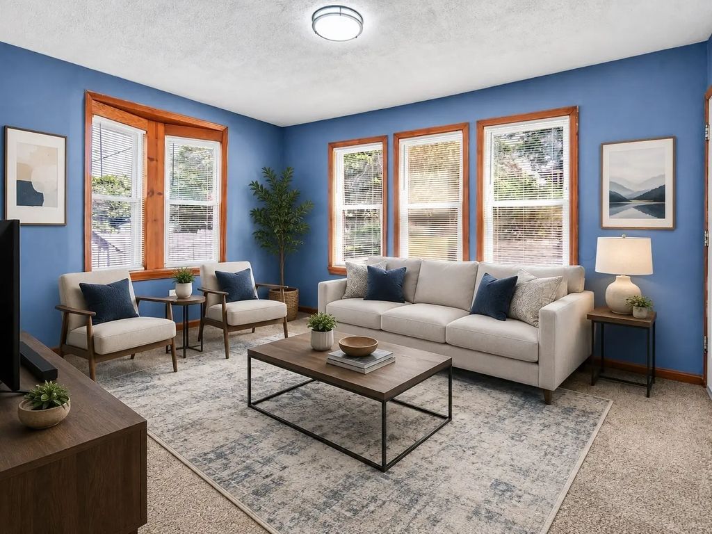 53 Mann St #5, Lawrence