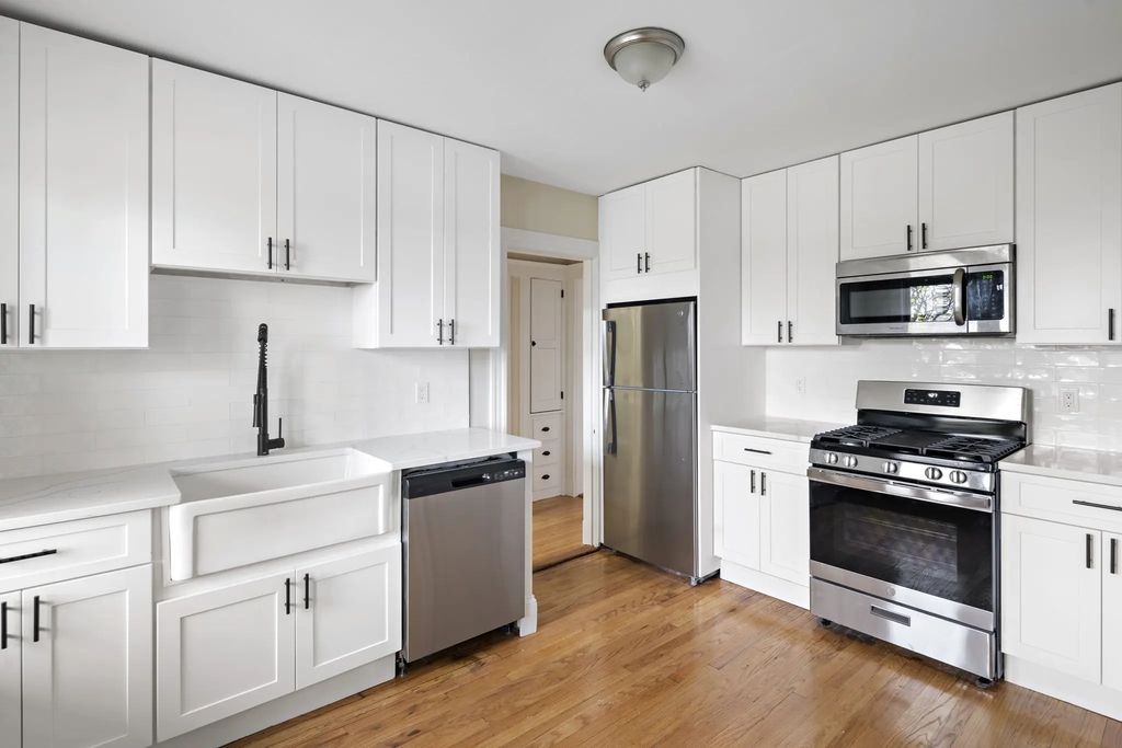 23 Thelma Rd #ph, Boston
