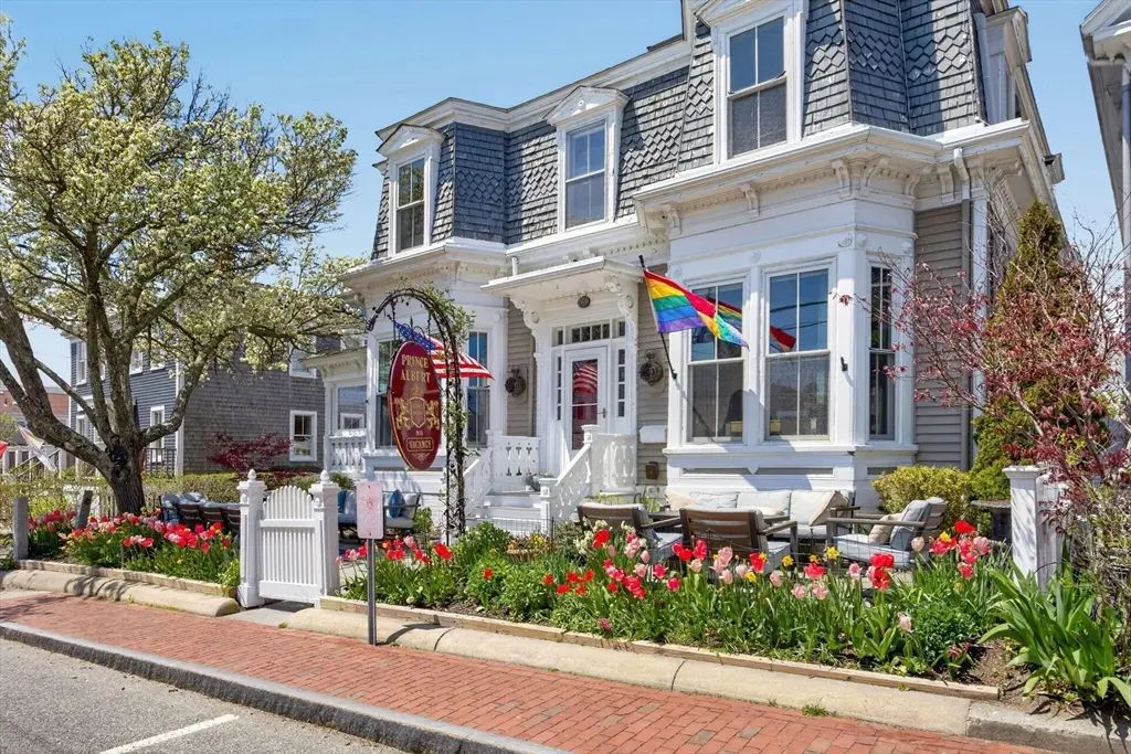 164 Commercial Street, Provincetown