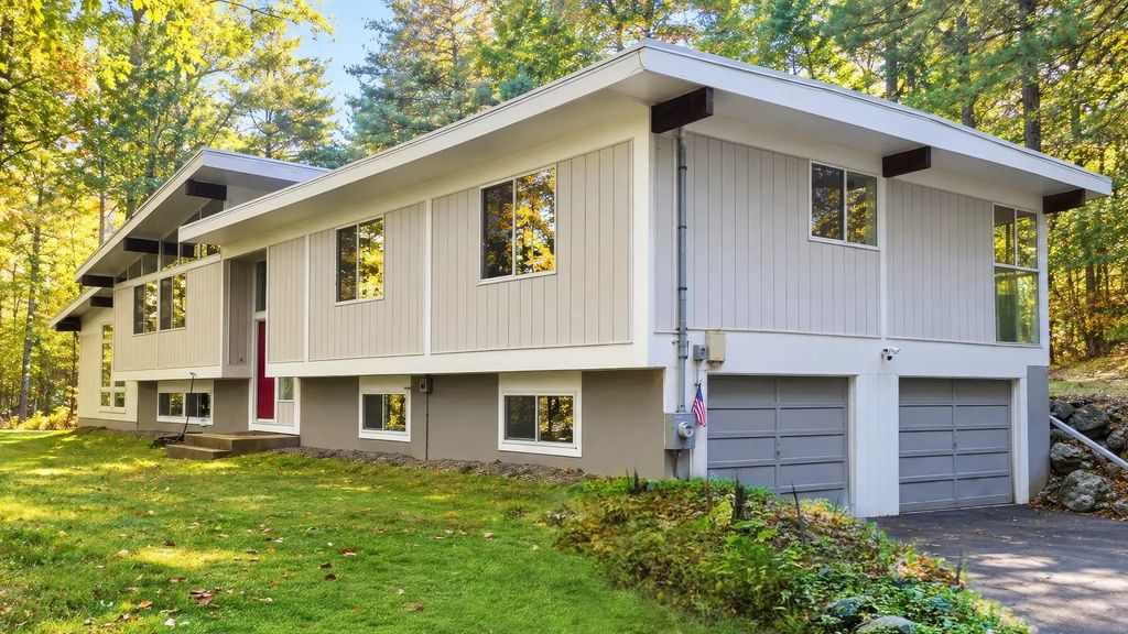 78 Maple Street, Northborough